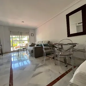 5 Min. Puerto Banus. Stunning Aparment & Big Terrace Apartamento Marbella