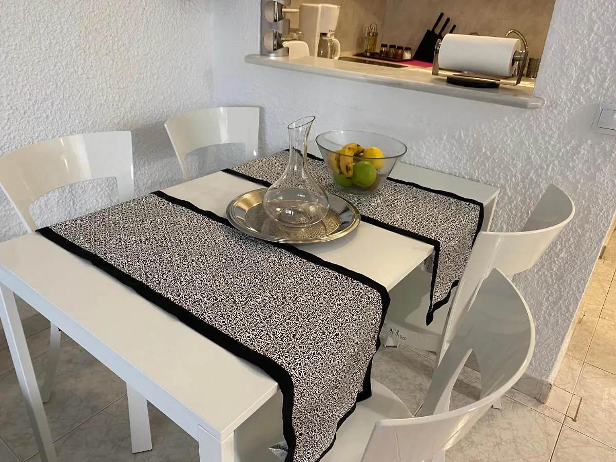 Marbella Skol Apartment