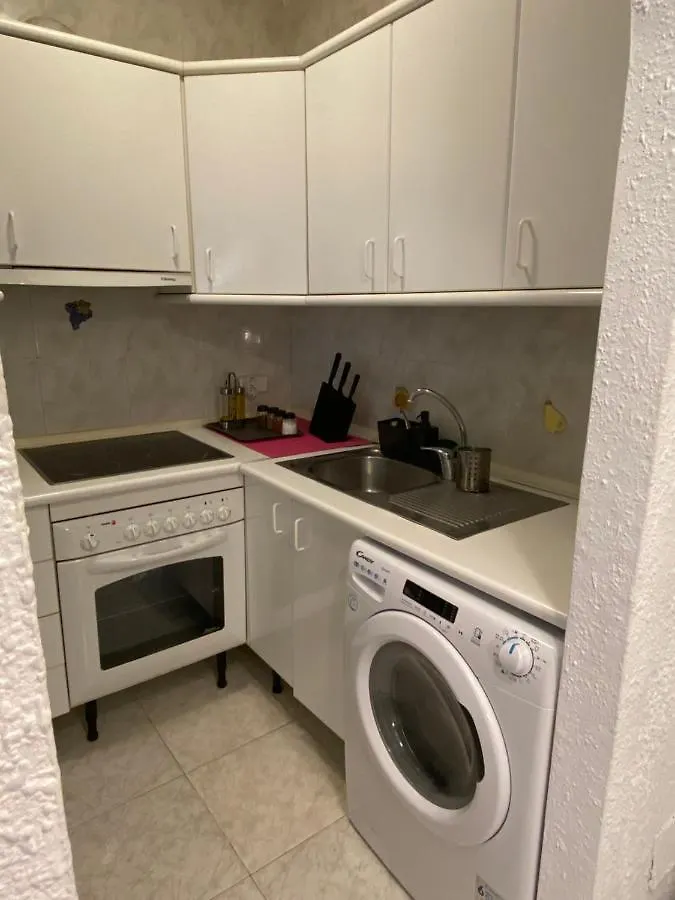 Marbella Skol Apartment 0*,